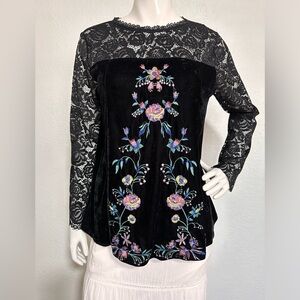 UMGEE Whimsigoth Top Black Velvet Lace Witchy Floral Women’s Shirt Blouse.
